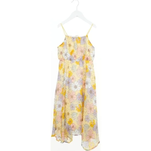 Sommerkjole med blomsterprint fra H&M (str. 122)