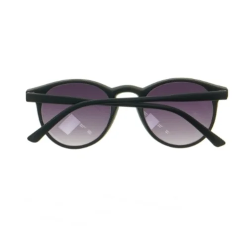 Solbriller fra Lindex fra Lindex (str. 12,5 cm)