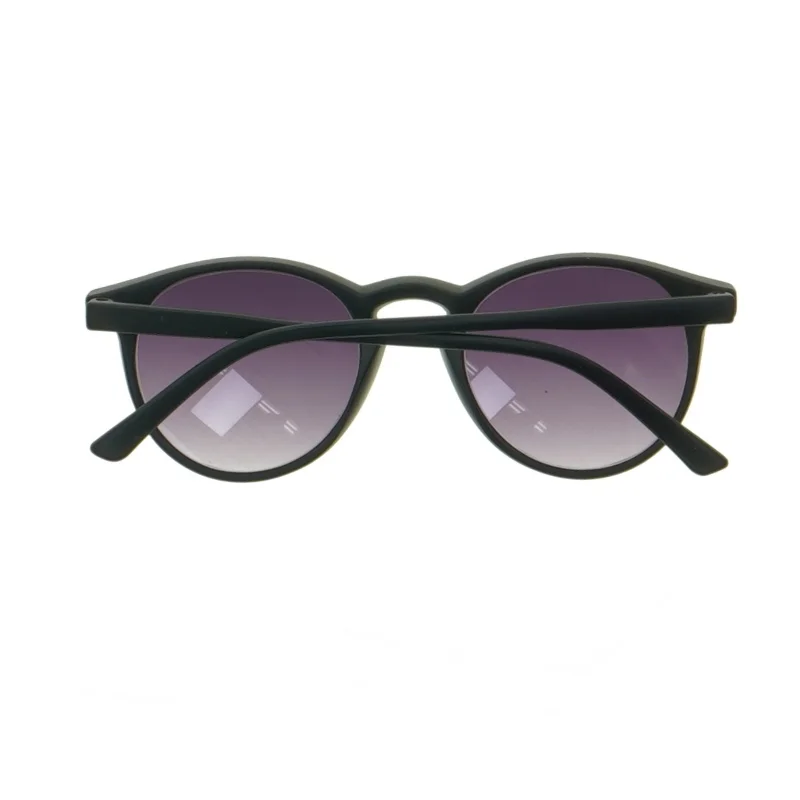 Solbriller fra Lindex fra Lindex (str. 12,5 cm)