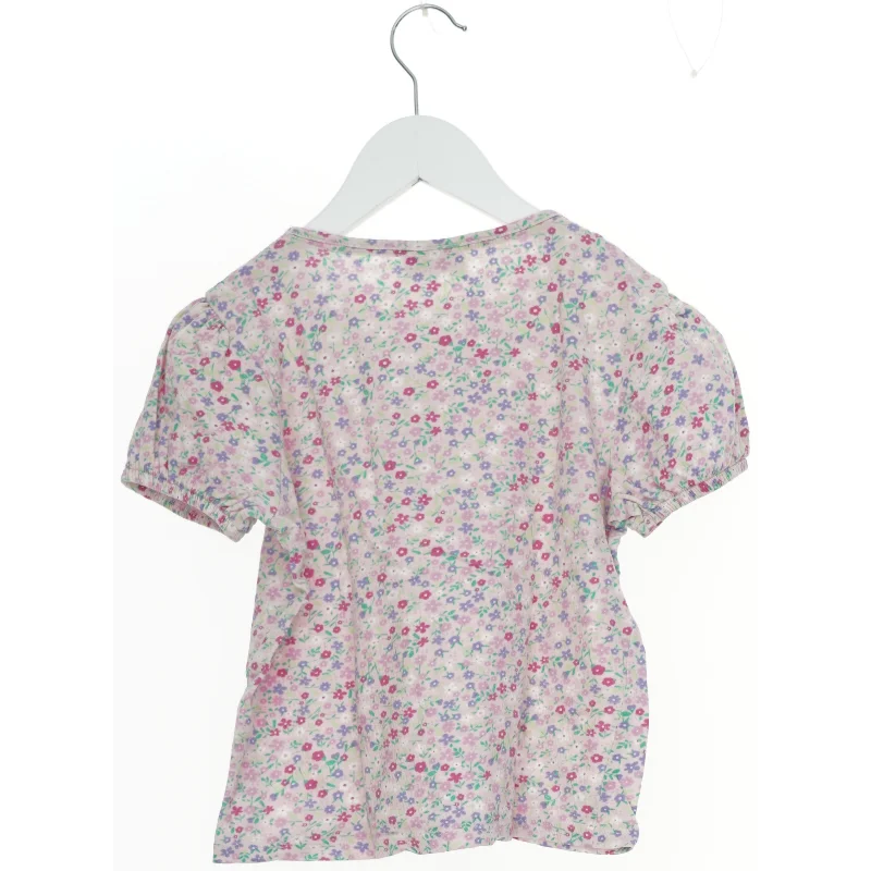 Blomstret bluse til børn fra KappAhl (str. 122)