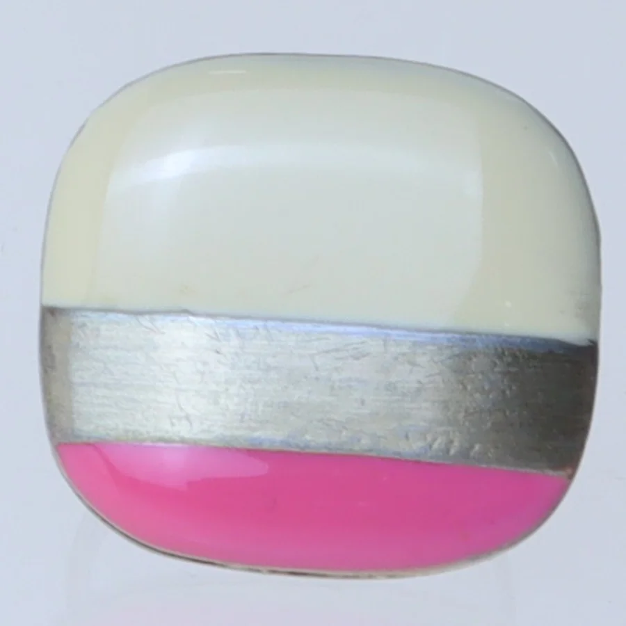 Ring med farvet sten (str. 53 mm)