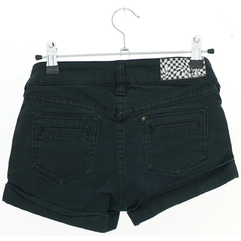 Shorts fra H&M (str. 140)