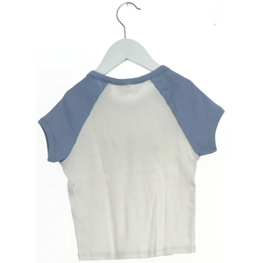 Disney T-shirt med Mickey Mouse motiv fra H&M (str. 134)