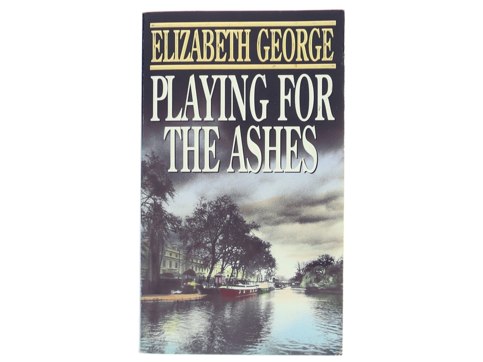 Playing for the ashes af Elizabeth George (Bog)