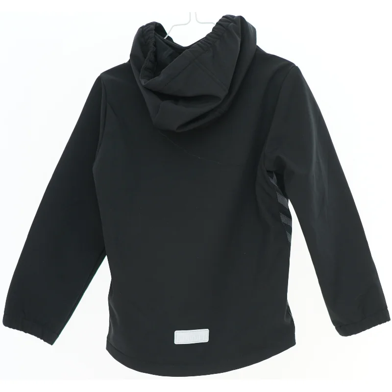 Softshell jakke dreng m. hætte fra Hummel (str. 122)