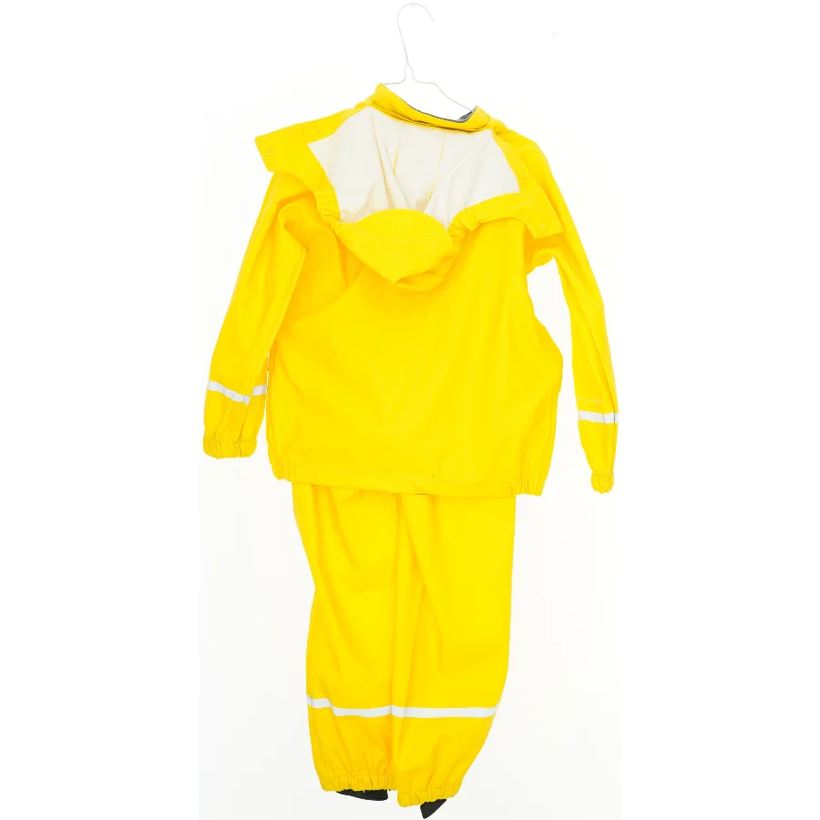 Gul regnsæt med hætte fra Hust & Claire (str. 116)