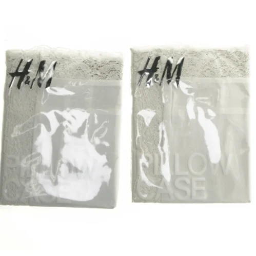 2 x Pudebetræk m. blondekant, 50x60 cm fra H&M (str. 50x60 cm)