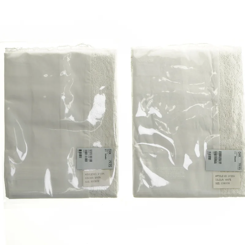 2 x Pudebetræk m. blondekant, 50x60 cm fra H&M (str. 50x60 cm)