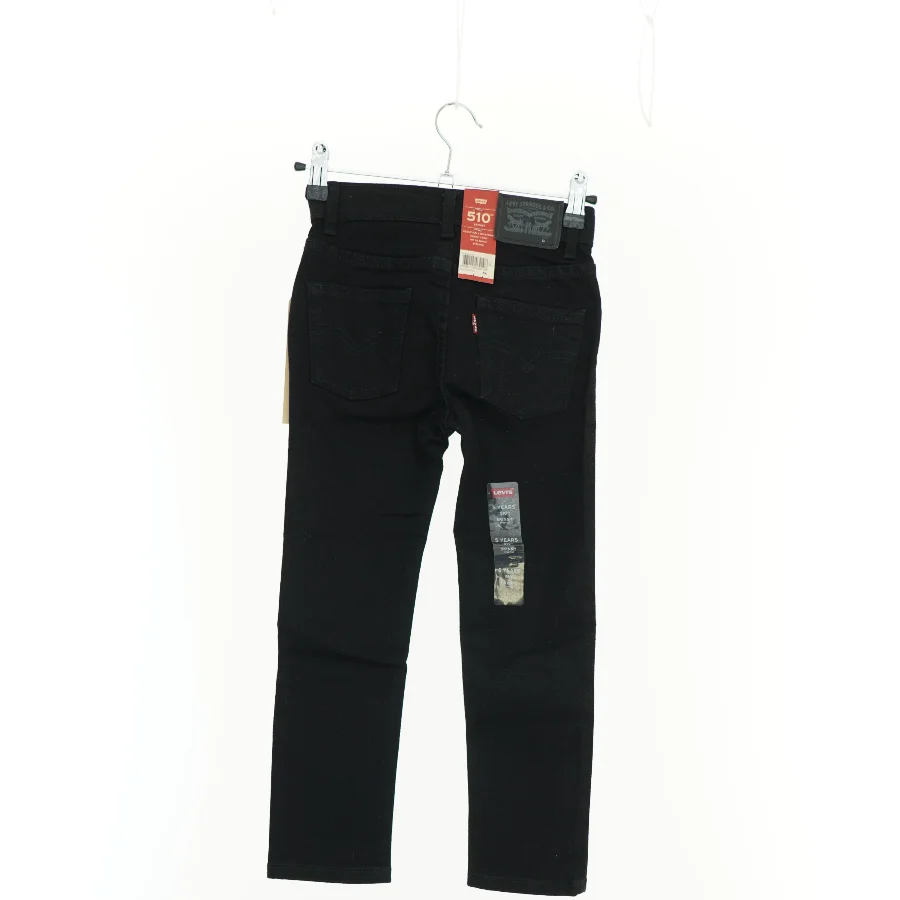 Jeans fra Levis (str. 110 cm)