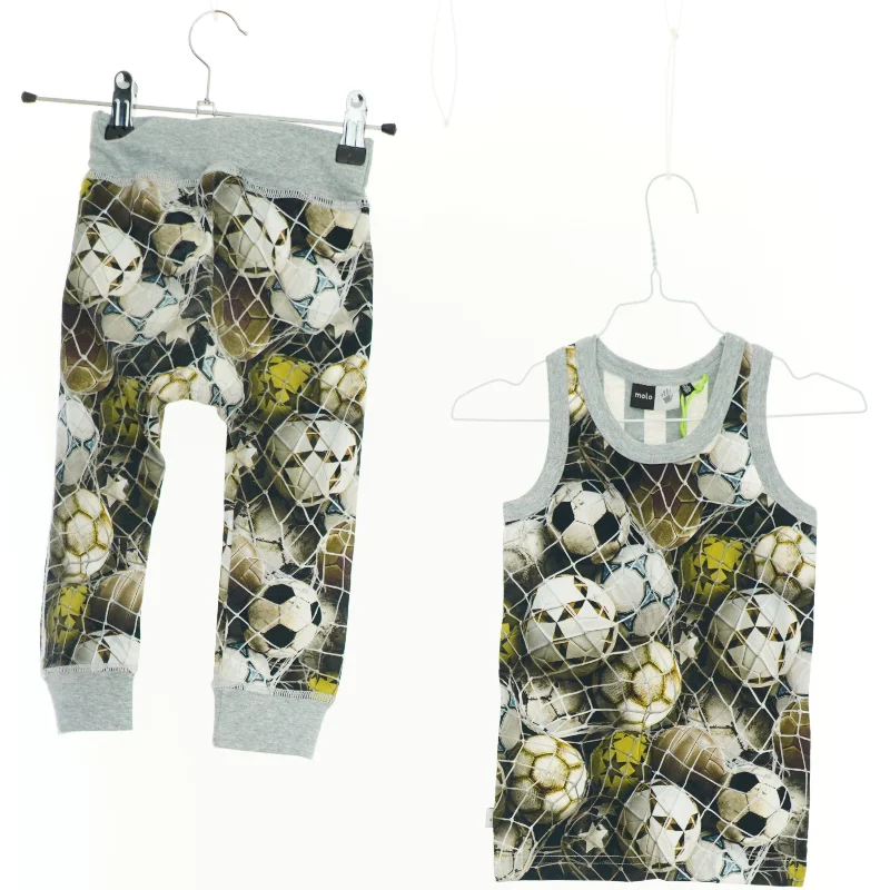 Sæt børnetøj fra Molo (str. 98 cm)