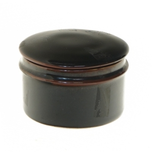 Opbevaringskrukke med låg fra B&G (str. Ø 11x7 cm)