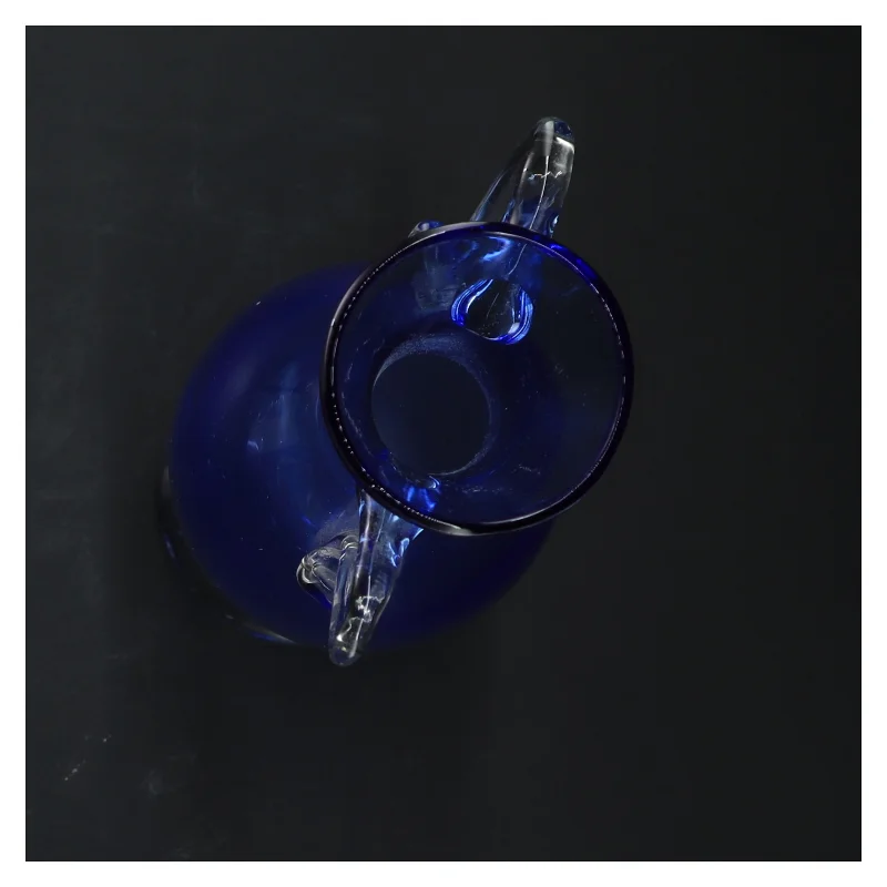 Blå glasvase med klare håndtag (str. 25 cm)