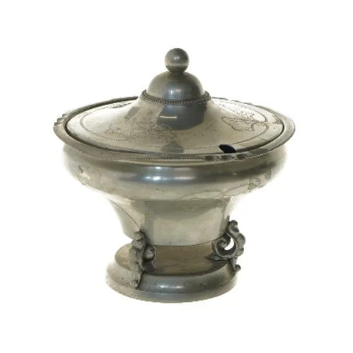 Svensk Tenn skål med låg (str. Ø 14x10 cm)