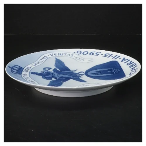 Porcelænsplatte med blå design fra Royal Copenhagen (str. Ø 22,5 cm)