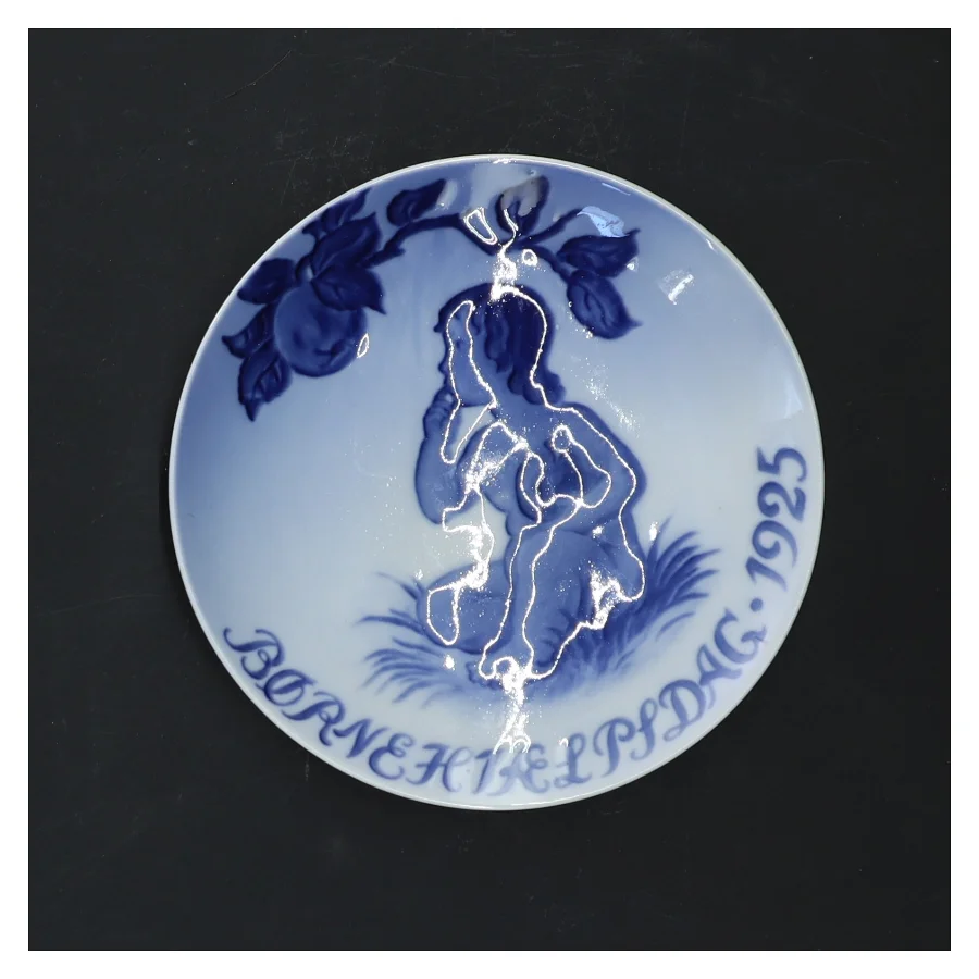 Dekorativ tallerken med motiv fra Royal Copenhagen (str. Ø 13 cm)