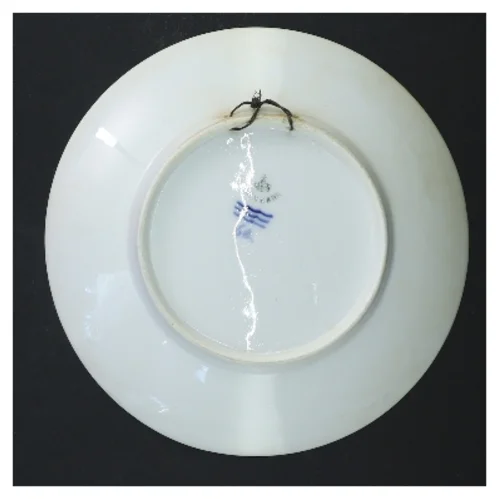 Porcelænstallerken med kongekrone fra Royal Copenhagen (str. Ø 17,5 cm)