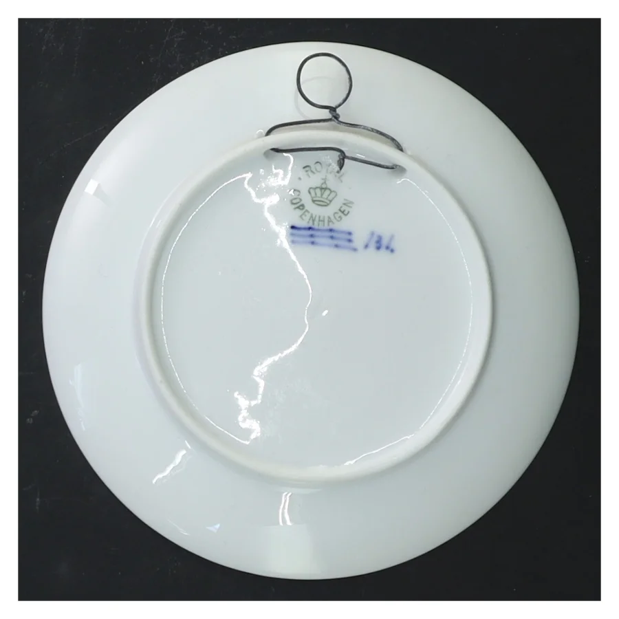 Børnehjælpsdag 1913 porcelænstallerken fra Royal Copenhagen (str. Ø 12,5 cm)