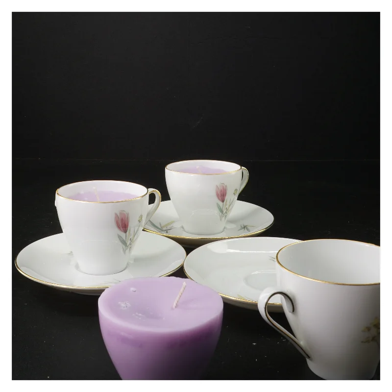 Duftlys i thekopper.