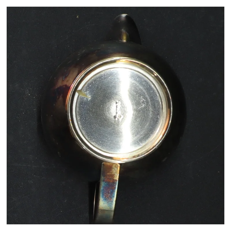 Sølvplet flødekande