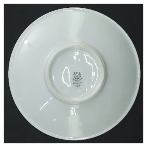 4 hvide B&G kopper samt underkopper (str. underkop ø 15 cm, kop ø 10 cm)