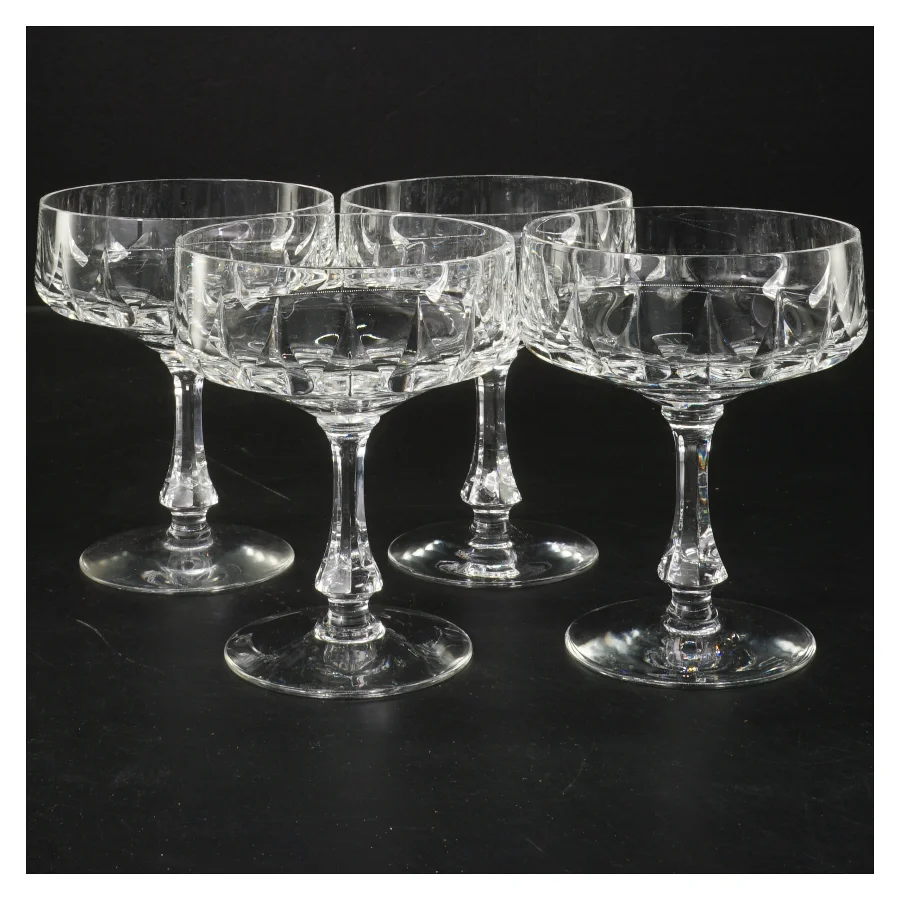 Champagneglas sæt (str. 4 stk Ø 9 cm længde 12 cm)