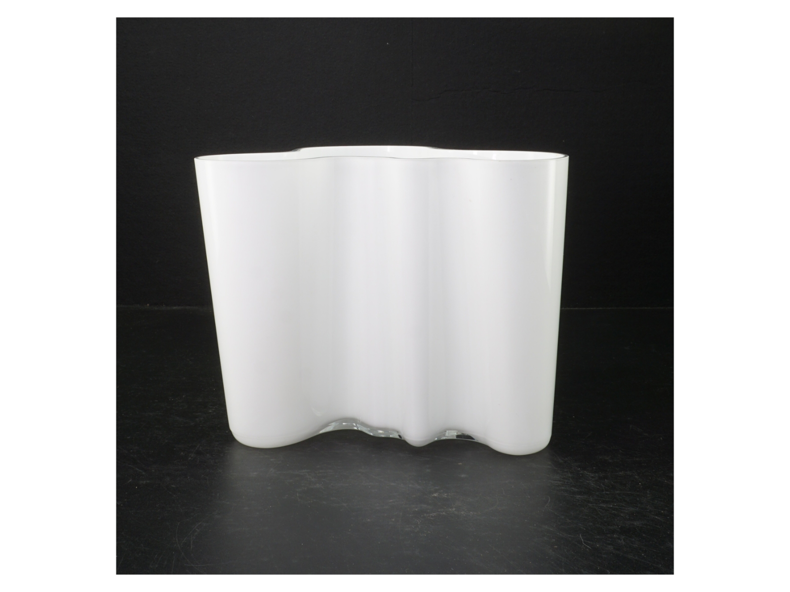 Iittala Aalto Vase fra Iittala (str. Længde, 17 cm. bredte 21 cm)
