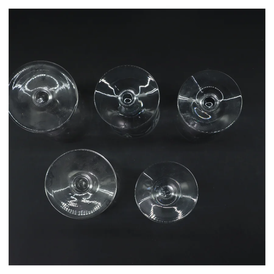 Ulla vinglas sæt (str. 5 stk Ø 7,5 cm længde 17 cm)