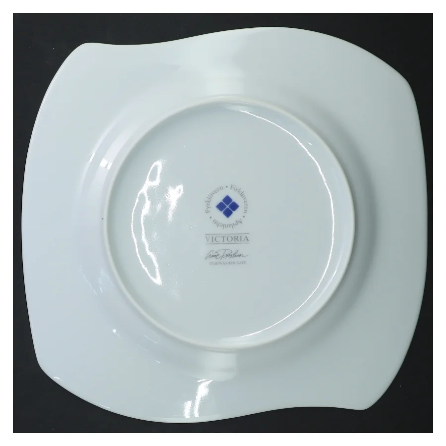 Fyrklövern Victoria tallerkner (str. Ø 22 cm)