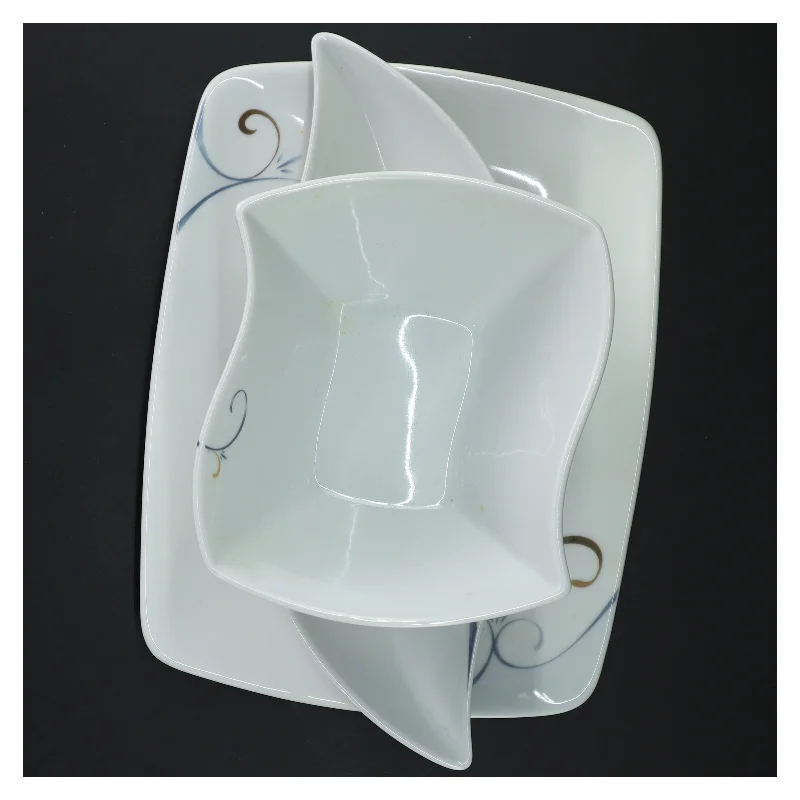 Fyrklöveren Victoria serveringsdele (str. 16 og 29 og 25 cm)