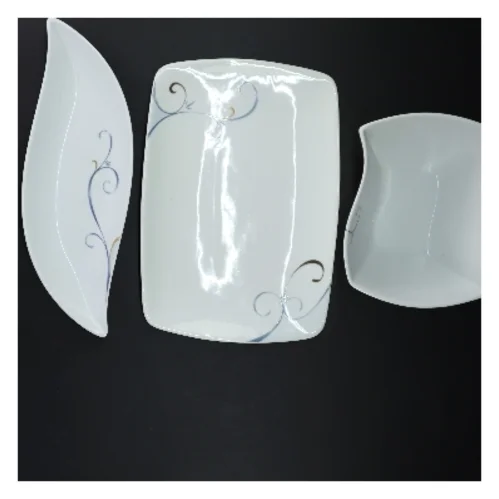 Fyrklöveren Victoria serveringsdele (str. 16 og 29 og 25 cm)