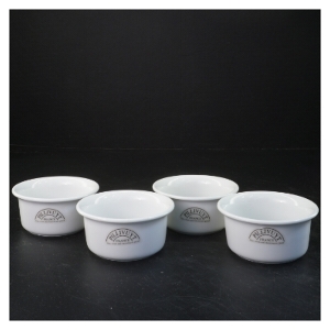 Små porcelænsskåle fra Pillivuyt (str. 10x4,5 cm)