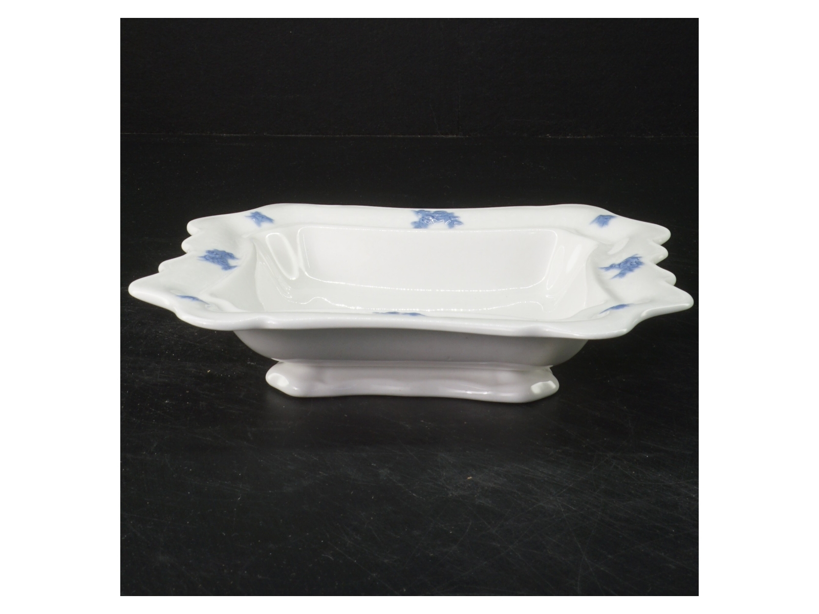 Gustavberg Blå Blom skål (str. 19x17x3,5 cm)
