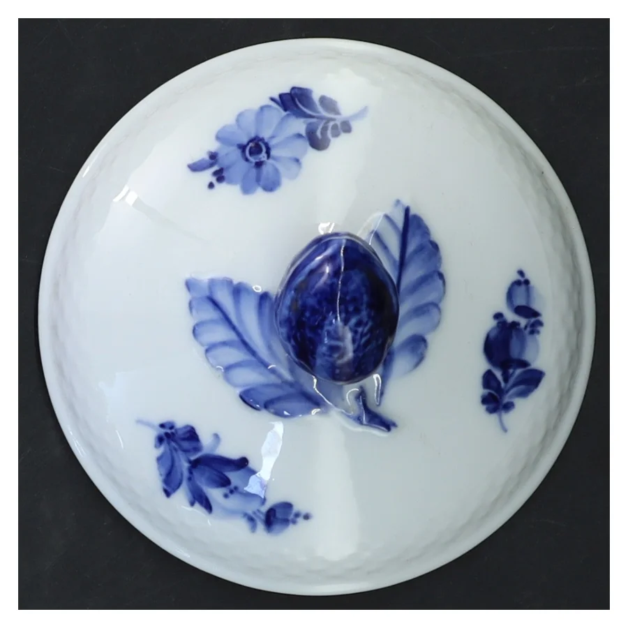 Royal Copenhagen blå blomst låg (str. 12x6 cm)