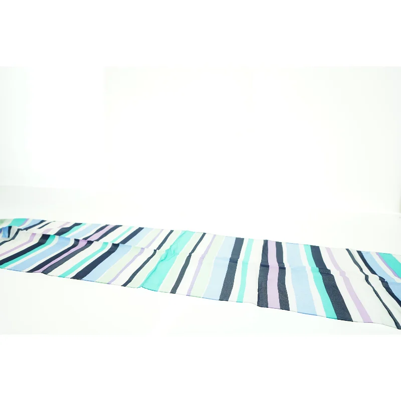 Stripet tørklæde fra Liz Claiborne (str. 34 x 150)