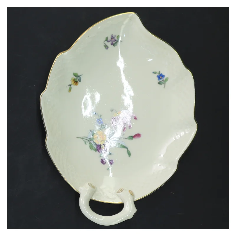 B&G Saksisk Blomst fad (str. 20x15 cm)