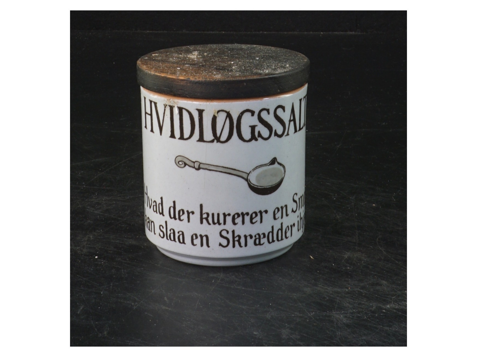 Knabstrup hvidløgssaltkrukke med låg (str. 7,5x7 cm)