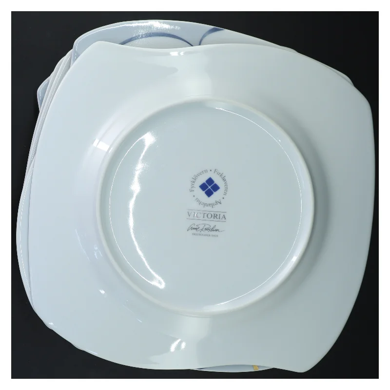 6 tallerkner fra Fyrklöveren Victoria (str. 6 stk 26x26 cm)