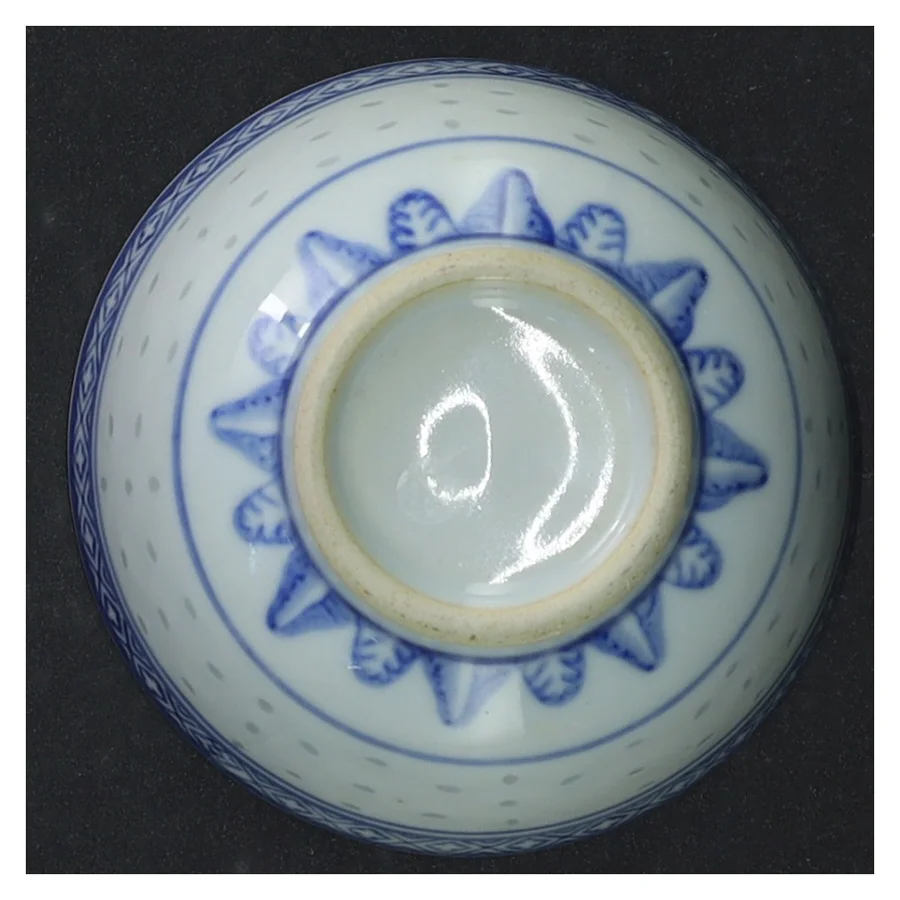 Blå og hvid porcelænsskål (str. Ø 10 cm)
