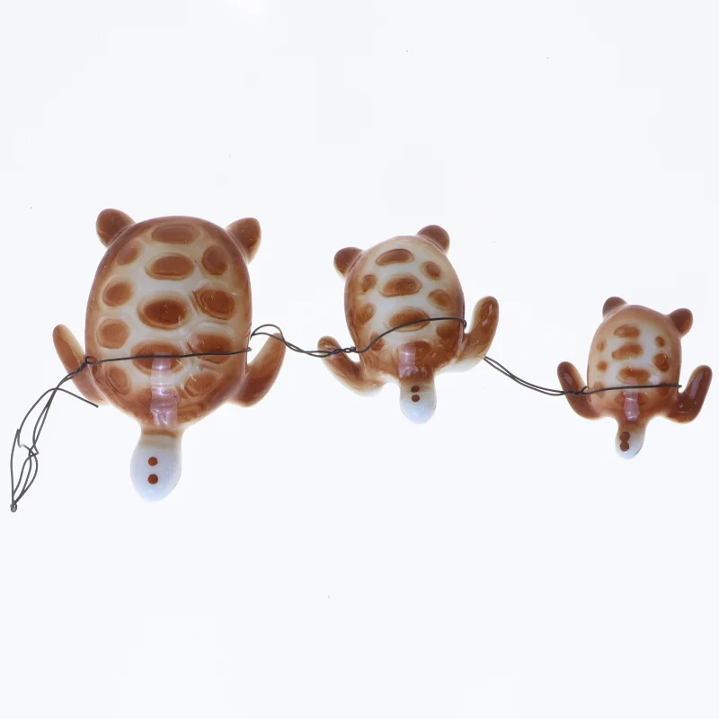 3 skildpadder i porcelæn (str. 6-3 cm)