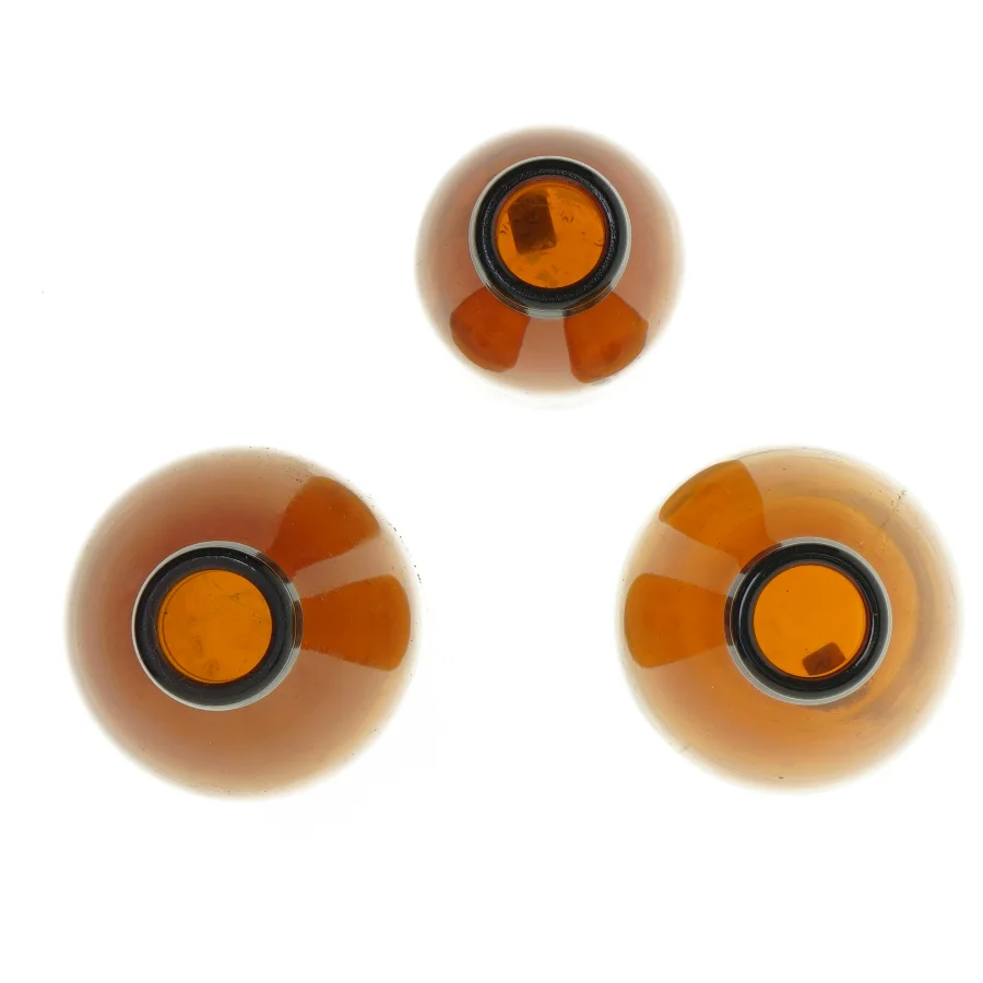 Tre mælkeflasker (str. 22 cm. og. 18 cm)