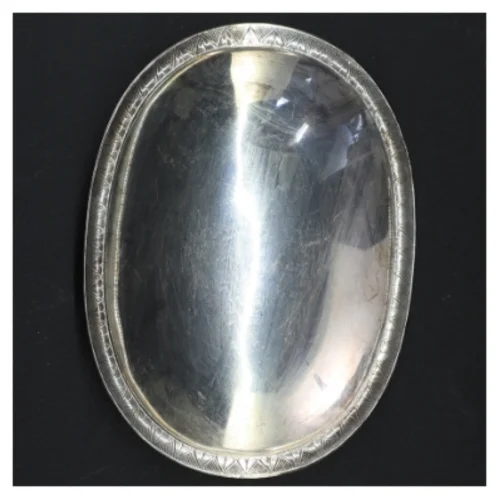  metalbakke i sølvplet (str. 18,5 x 14 cm)