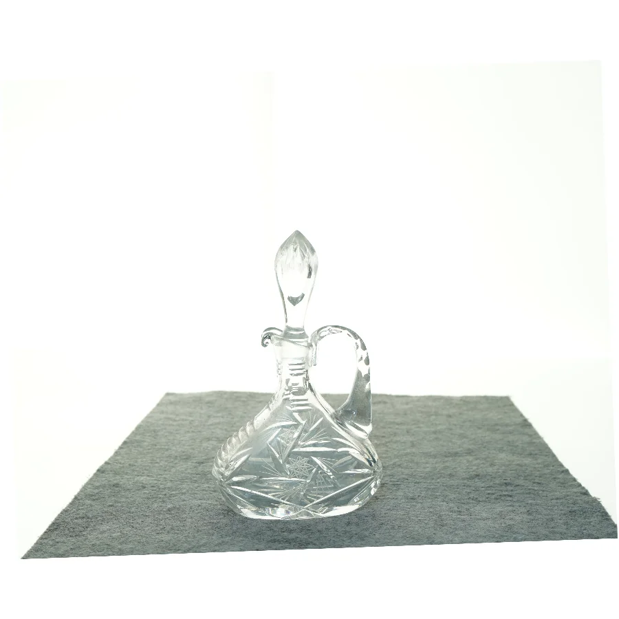  Karaffel i krystal (str. 22 x 8 x 13 cm)