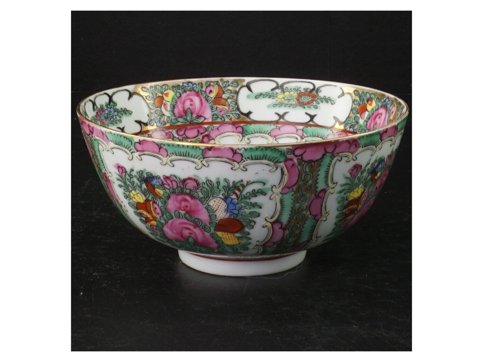 Kinesisk porcelænsskål (str. Ø 16 cm)