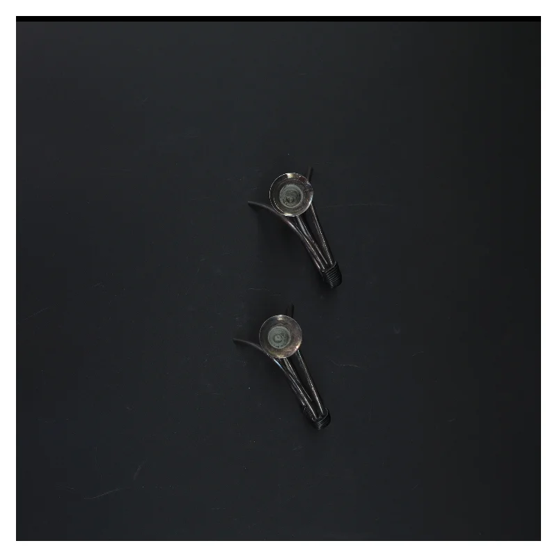 Moderne lysestagepar i pletsølv(str. 7,5 x. 6 cm)