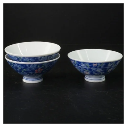 Porcelænsskåle med blomstermønster (str. Ø 12 cm)