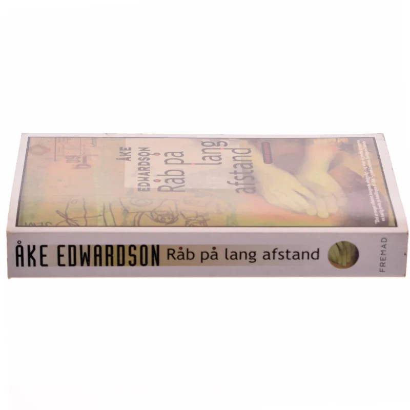 Råb på lang afstend af Åke Edwardson