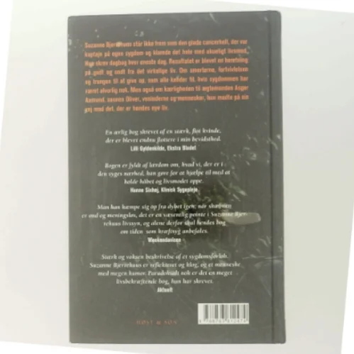 Er vinter nær - af Suzanne Bjerrehuus (Bog)