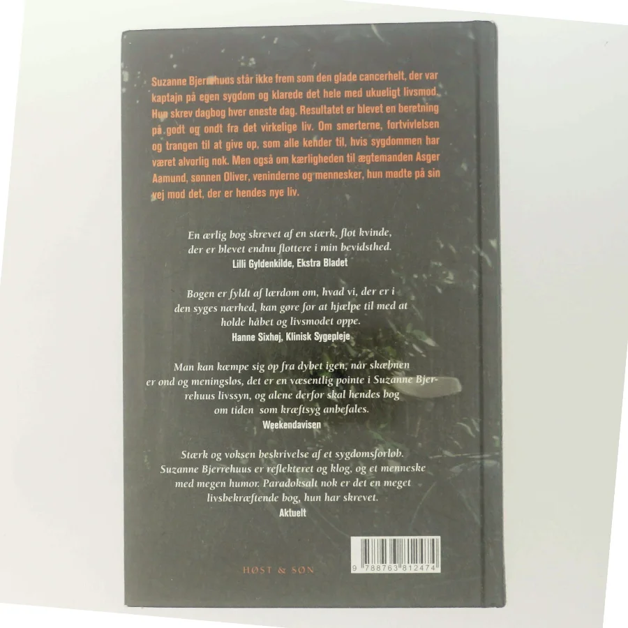 Er vinter nær - af Suzanne Bjerrehuus (Bog)