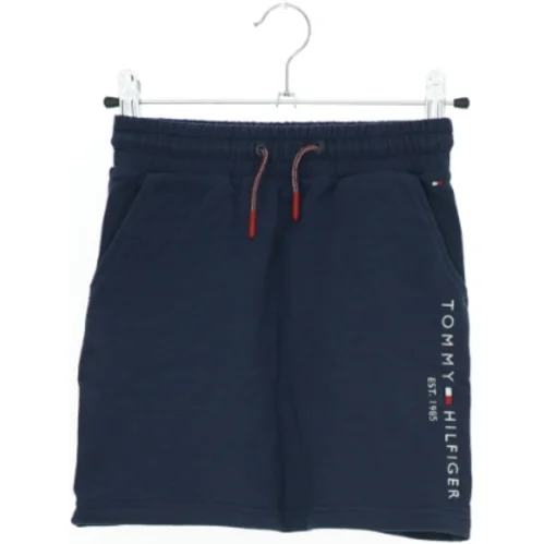 Kort nederdel med snøre fra Tommy Hilfiger (str. 128)