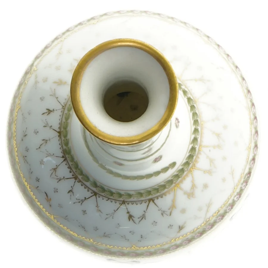 Dekorativ vase fra Sèvres (str. 26 cm)